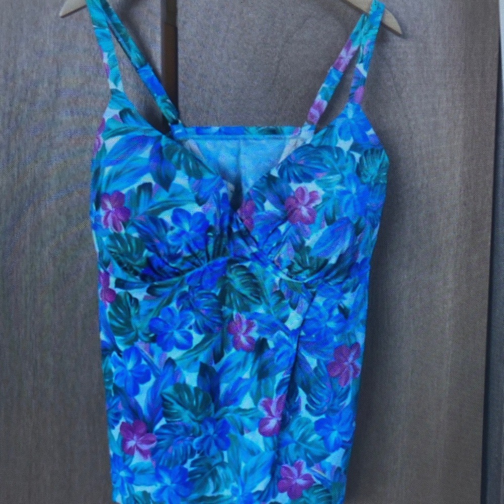 Blue Floral Sleeveless Tank Top